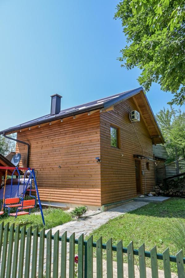 Forest Dream Lake House Jajce Ngoại thất bức ảnh
